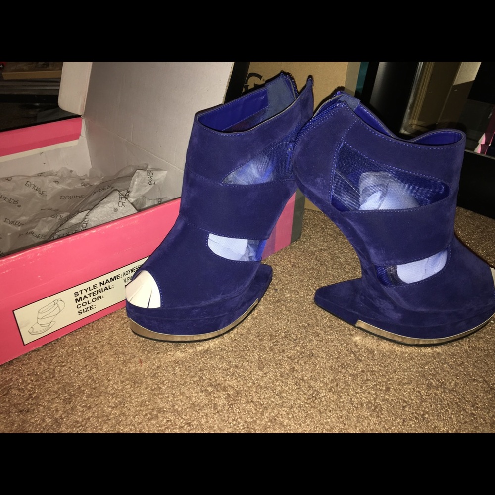 ‼️ HEELS ‼️